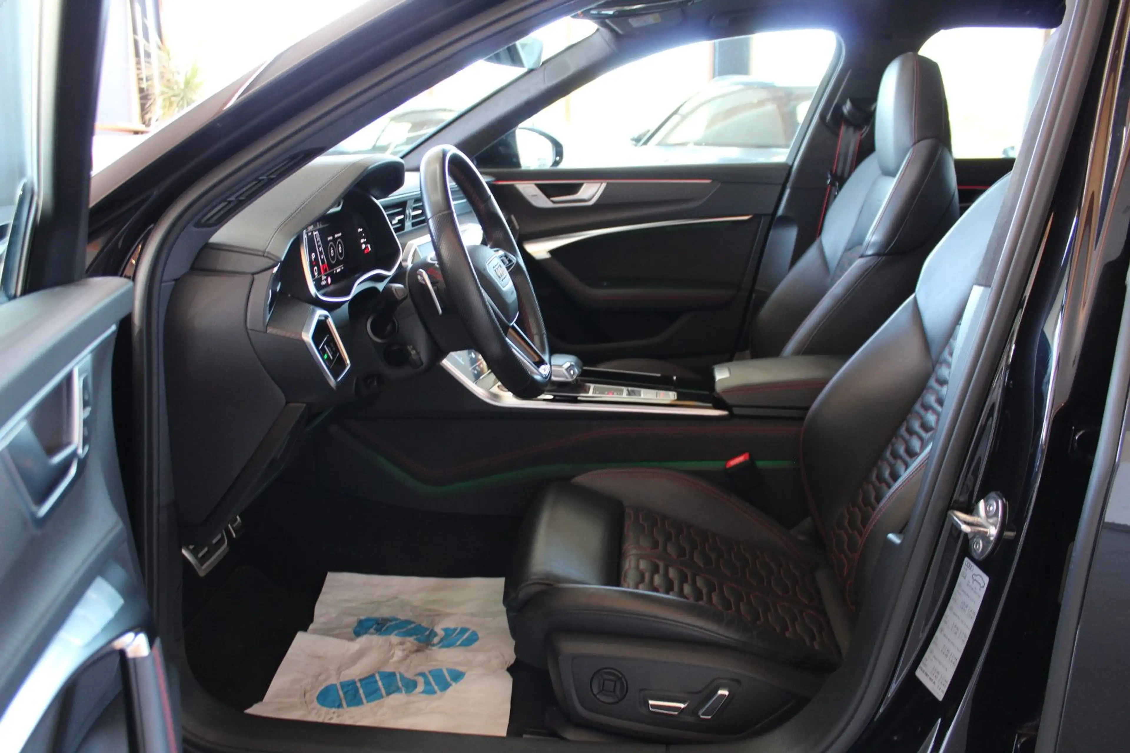Audi RS6 Avant 4.0 TFSI quattro*MATRIX*PANO*B&O* — photo 9