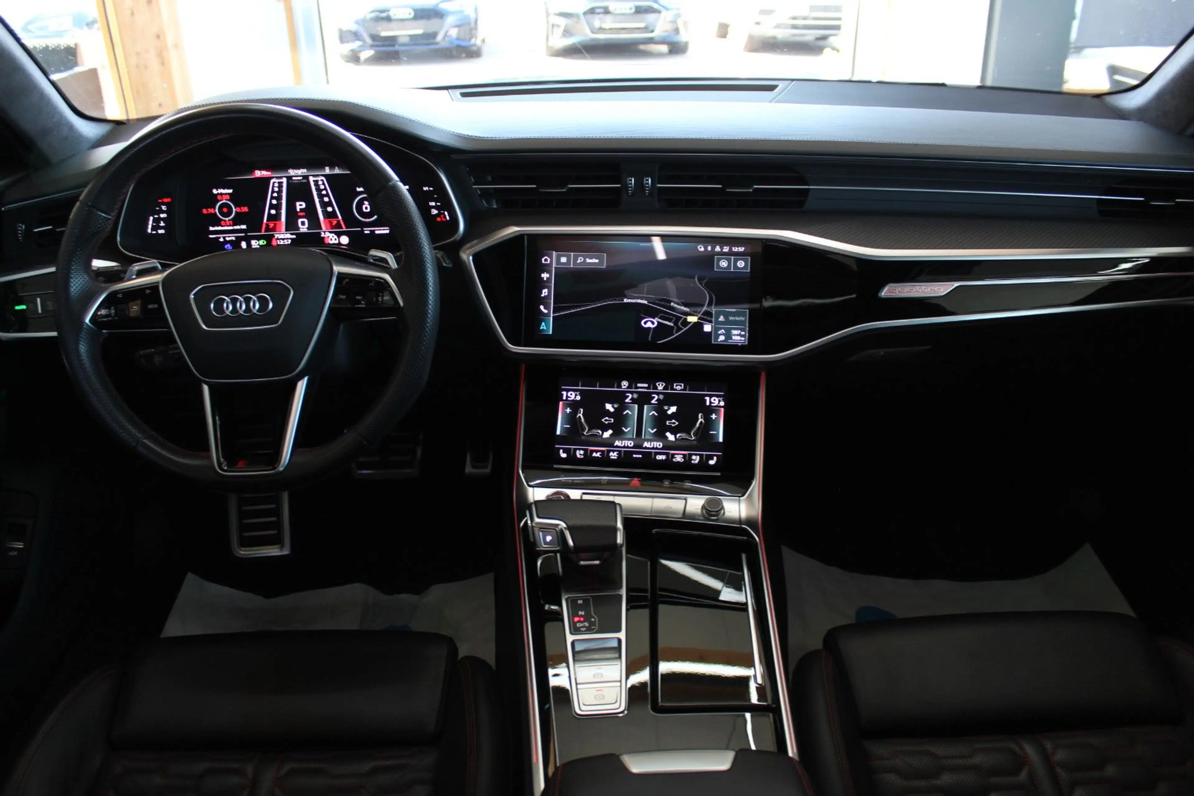 Audi RS6 Avant 4.0 TFSI quattro*MATRIX*PANO*B&O* — photo 11
