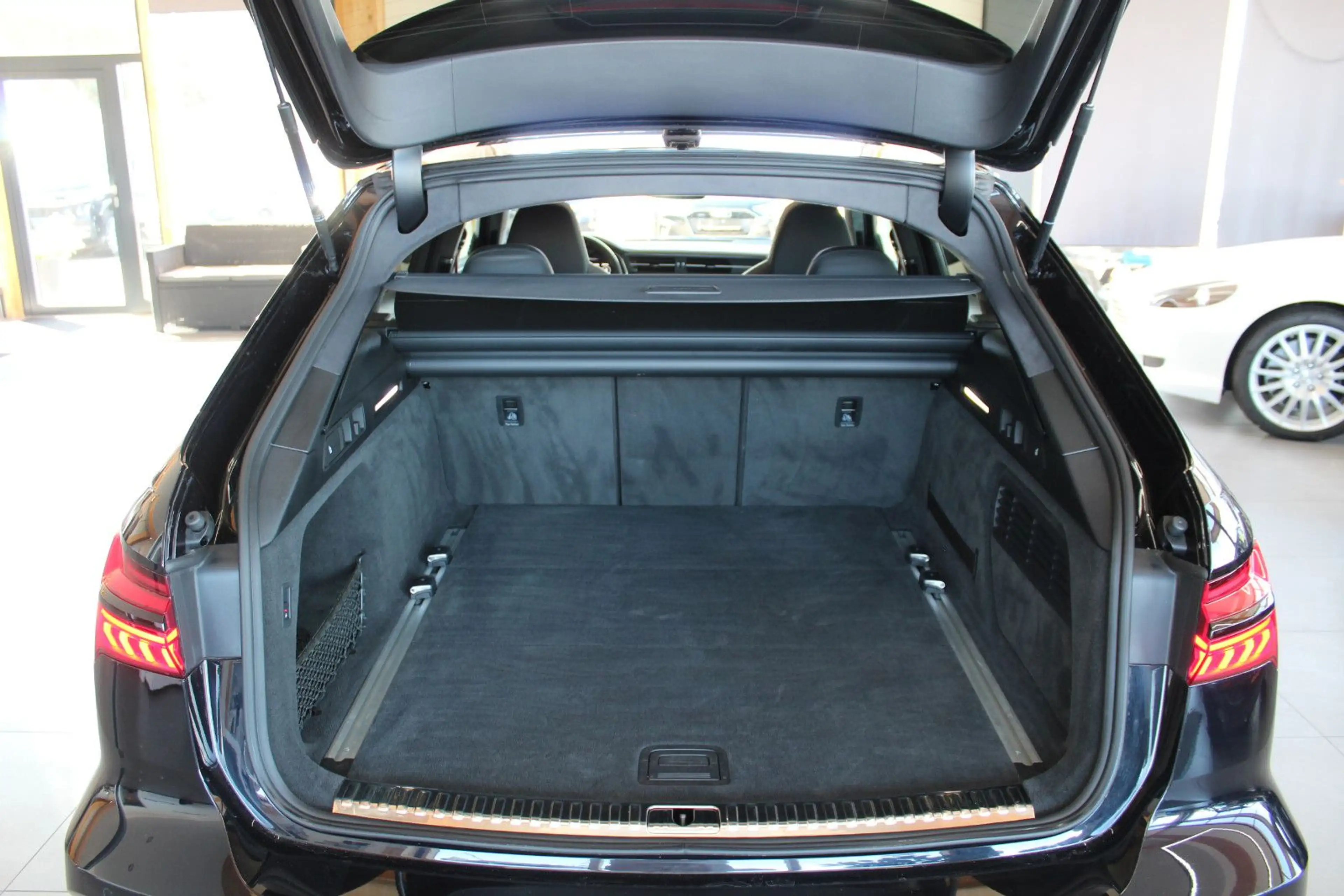 Audi RS6 Avant 4.0 TFSI quattro*MATRIX*PANO*B&O* — photo 15