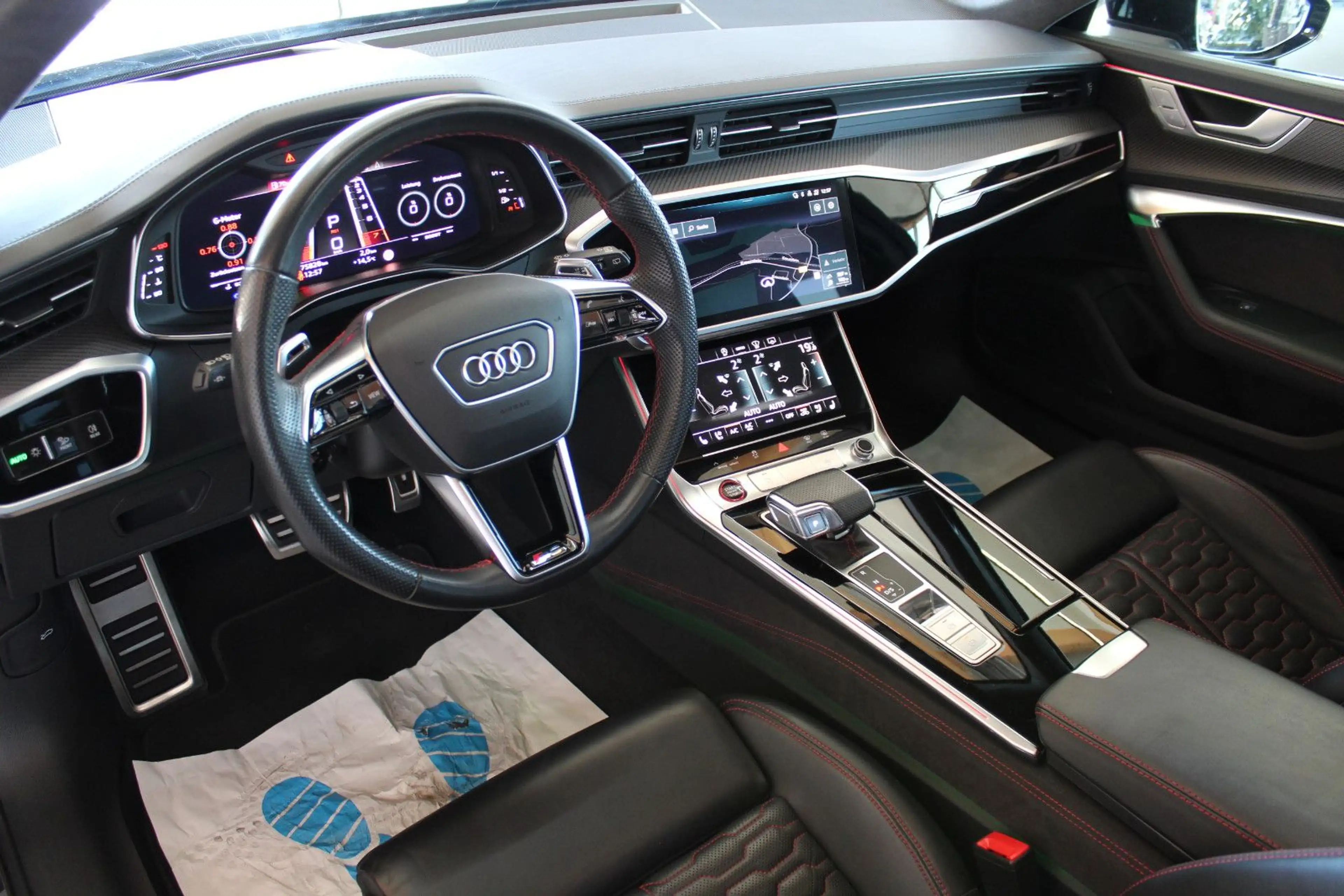 Audi RS6 Avant 4.0 TFSI quattro*MATRIX*PANO*B&O* — photo 10