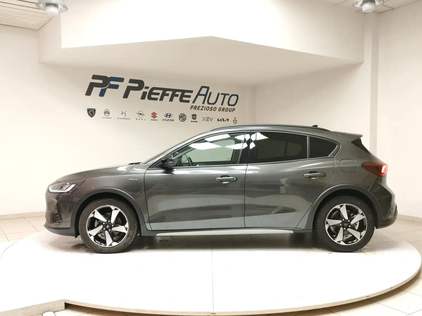 Ford Focus 4ª s. 18--> - Focus 1.0 EcoBoost Hybrid 125 CV 5p. - 2