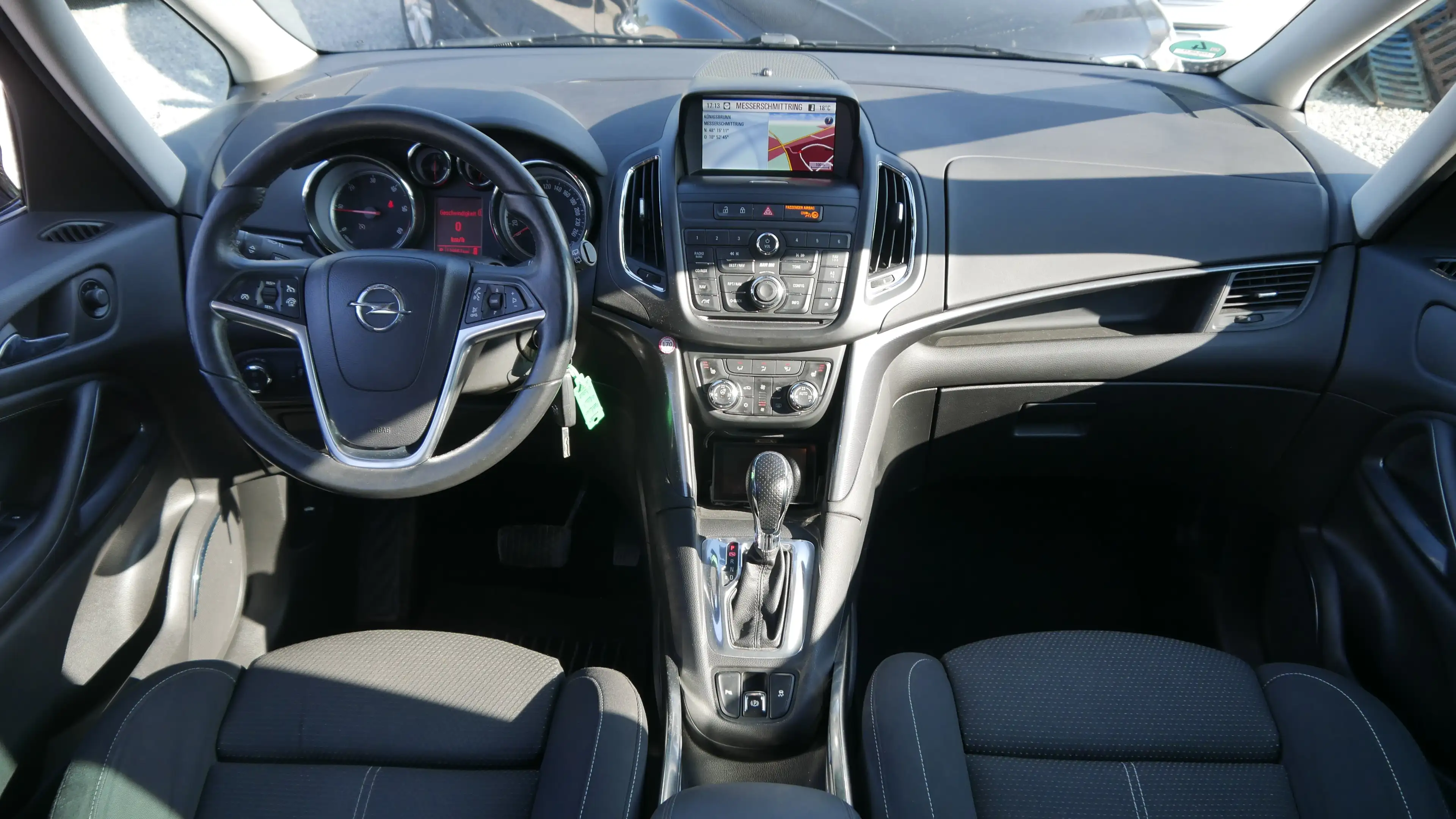 Opel Zafira Tourer Automatik 7. Sitzer Lenkradheiz,- Sitzheiz Klima — photo 10