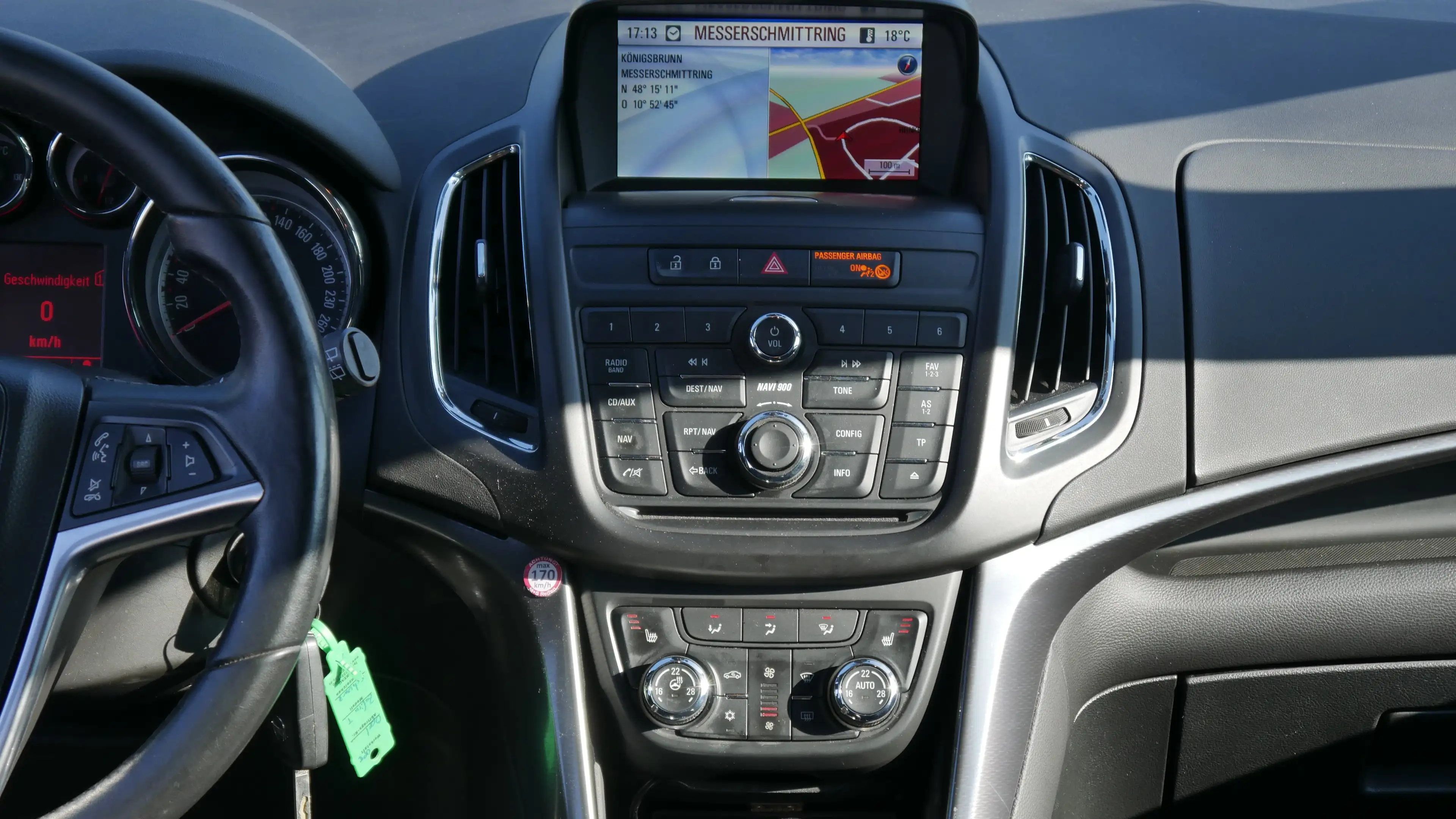 Opel Zafira Tourer Automatik 7. Sitzer Lenkradheiz,- Sitzheiz Klima — photo 9