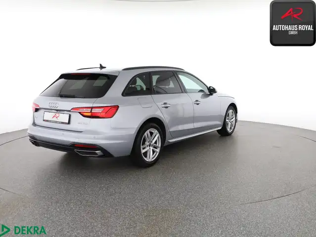 Audi A4 view 5