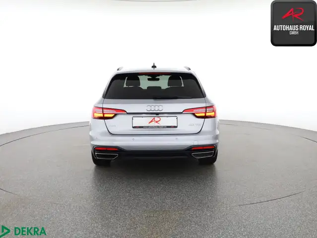 Audi A4 view 4