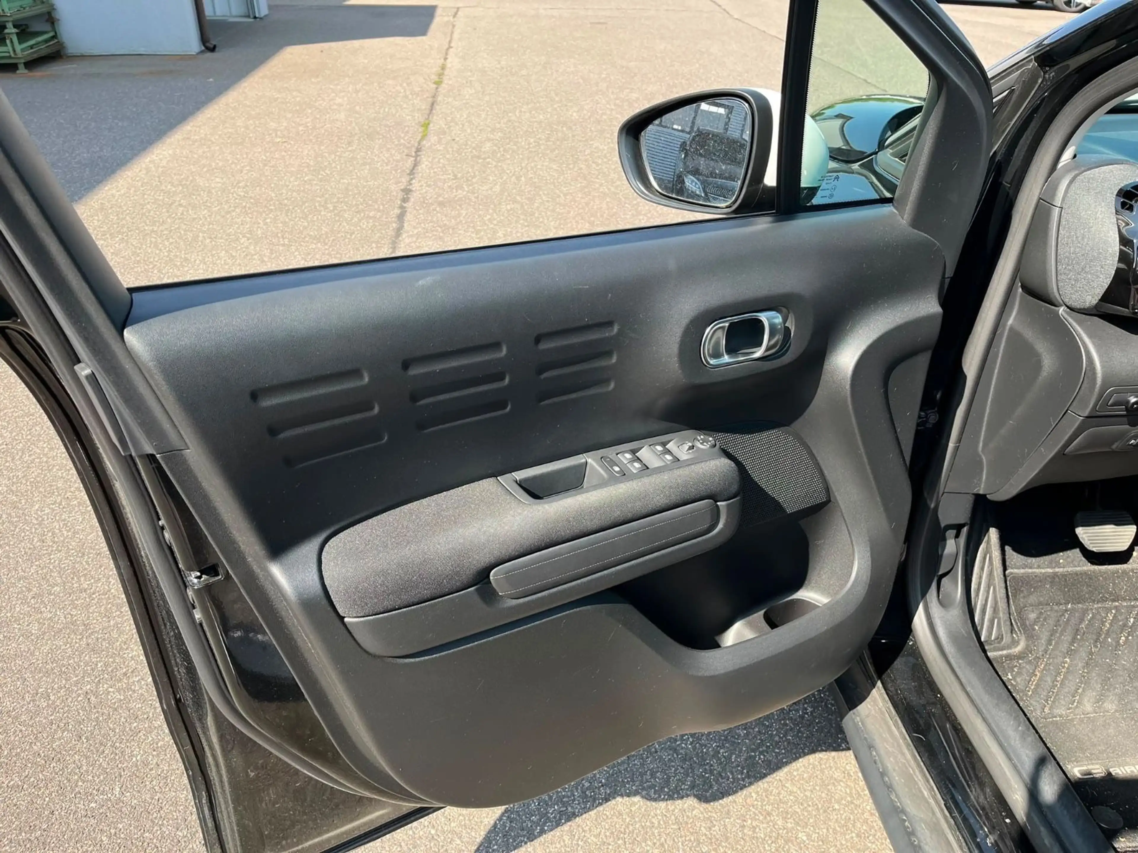 Citroen C3 Aircross *2 J.Garantie*Kamera*SHZ*Automatik — photo 9