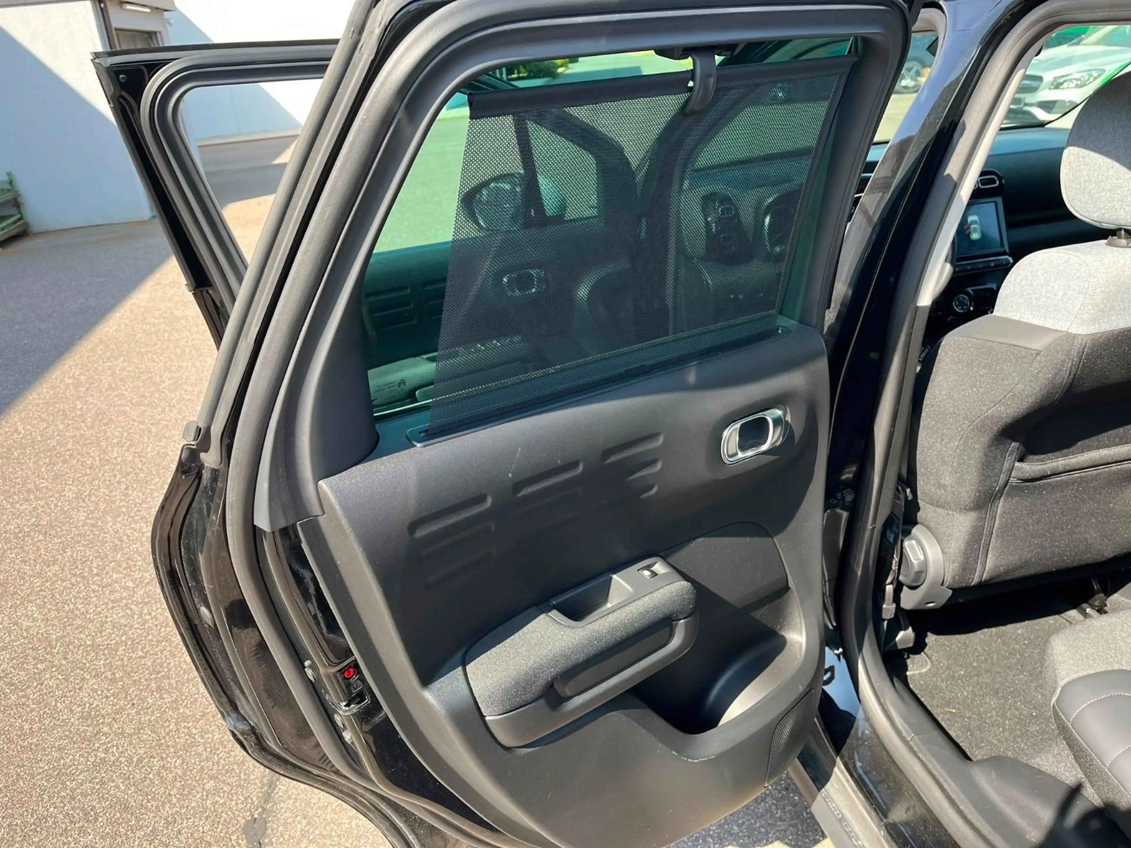 Citroen C3 Aircross *2 J.Garantie*Kamera*SHZ*Automatik — photo 11
