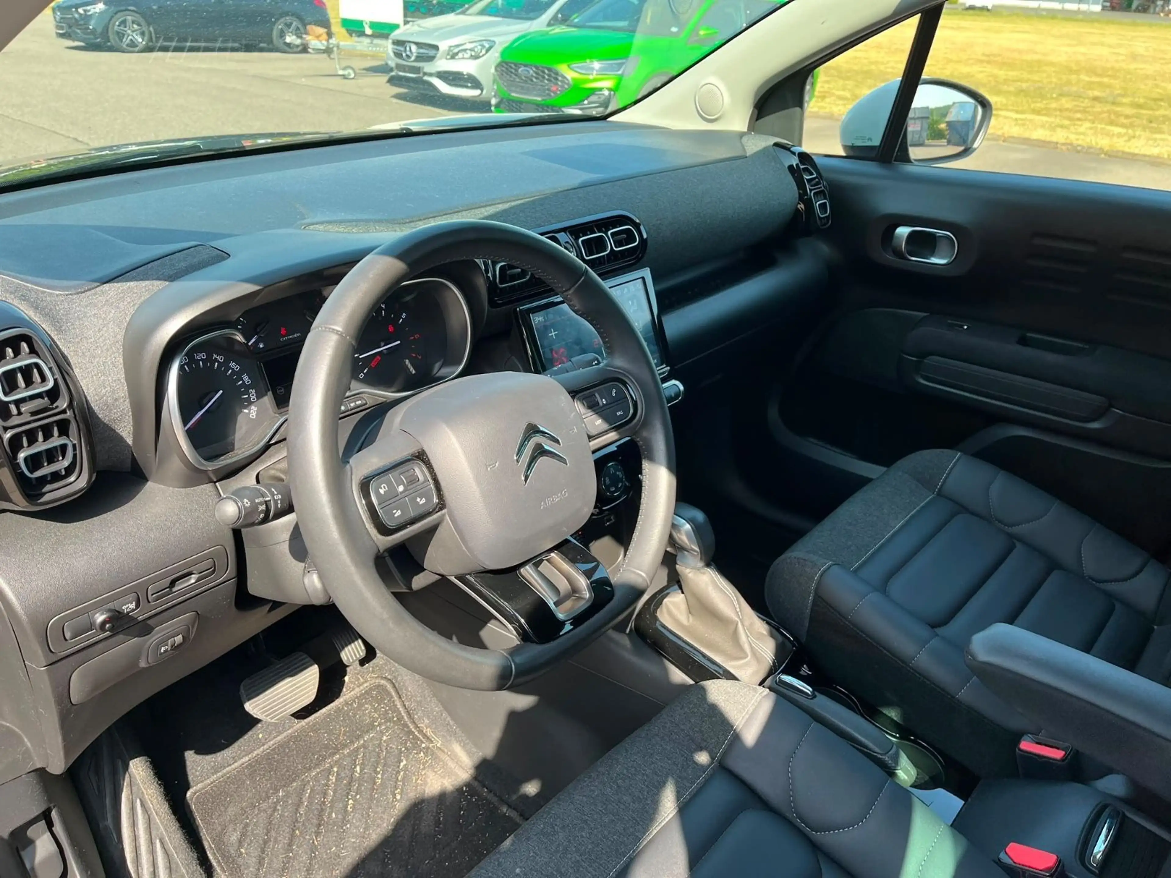 Citroen C3 Aircross *2 J.Garantie*Kamera*SHZ*Automatik — photo 4