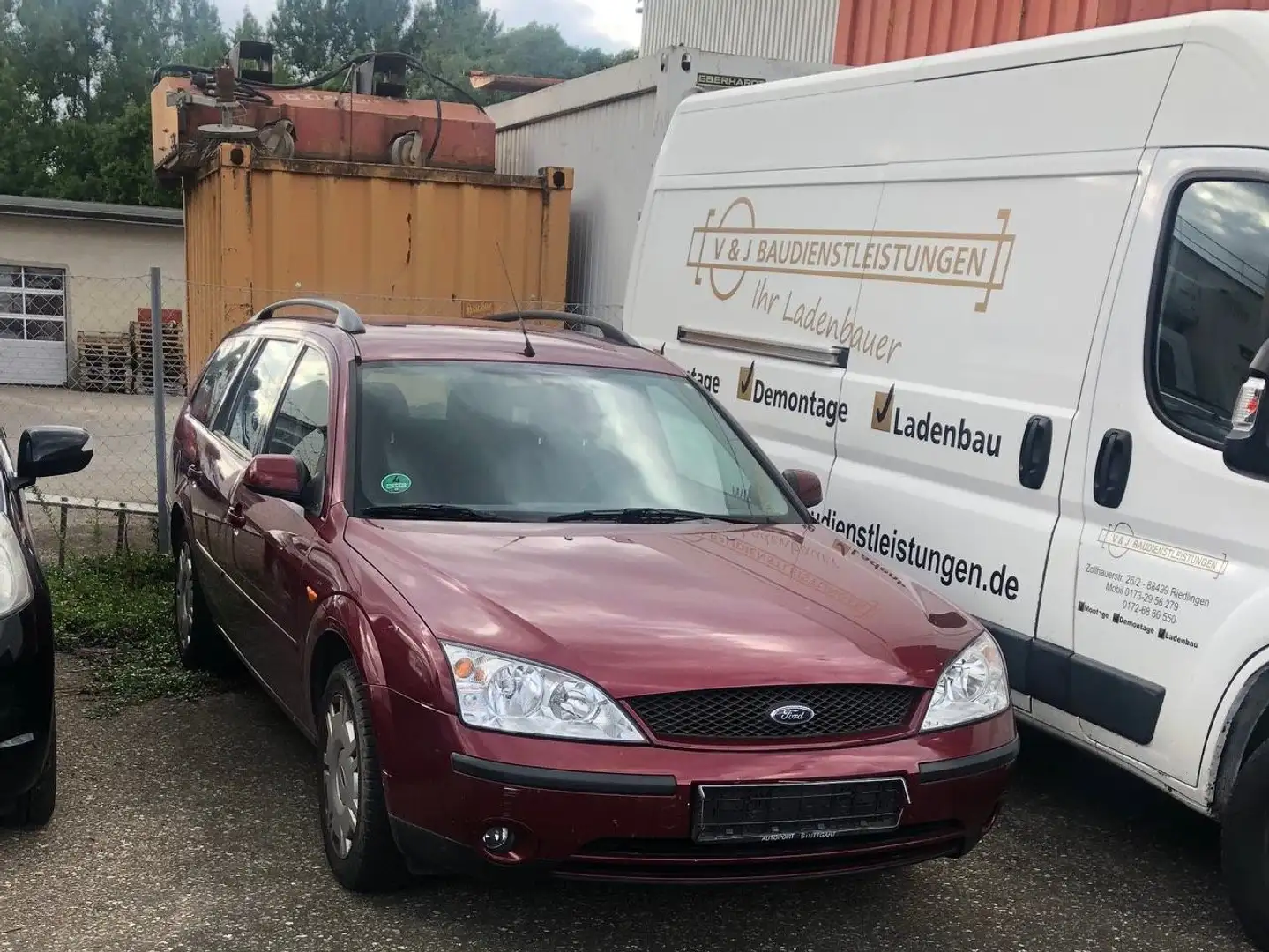 Ford Mondeo 1.8 Turnier Ambiente Red - 1