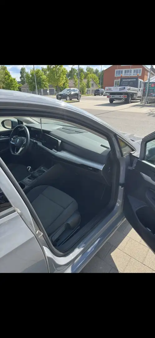 Volkswagen Golf Basis Grau - 2