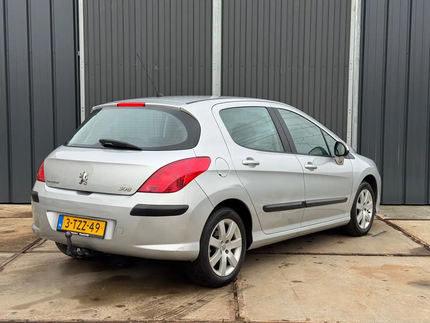 Peugeot 308 1.6 VTi XS Klepseals vervangen | Automaat Grau - 2