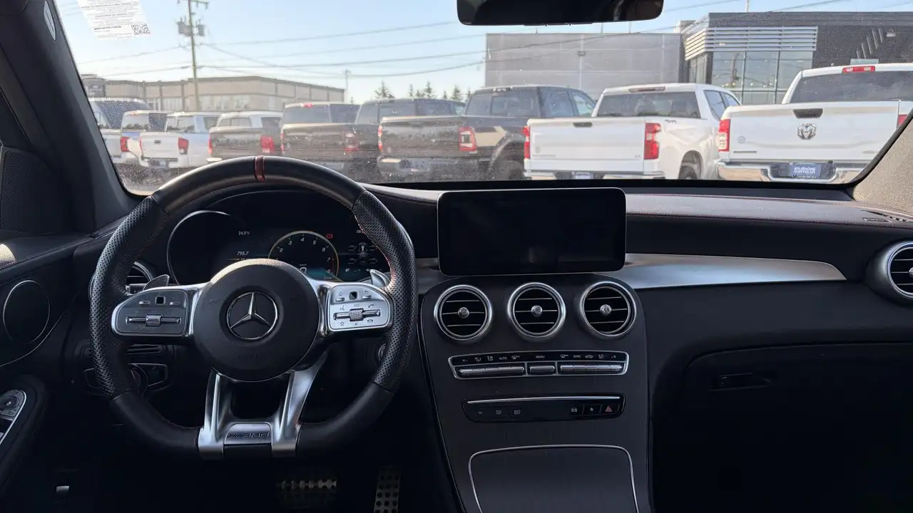 Mercedes-Benz GLC снимка Mercedes-Benz GLC
