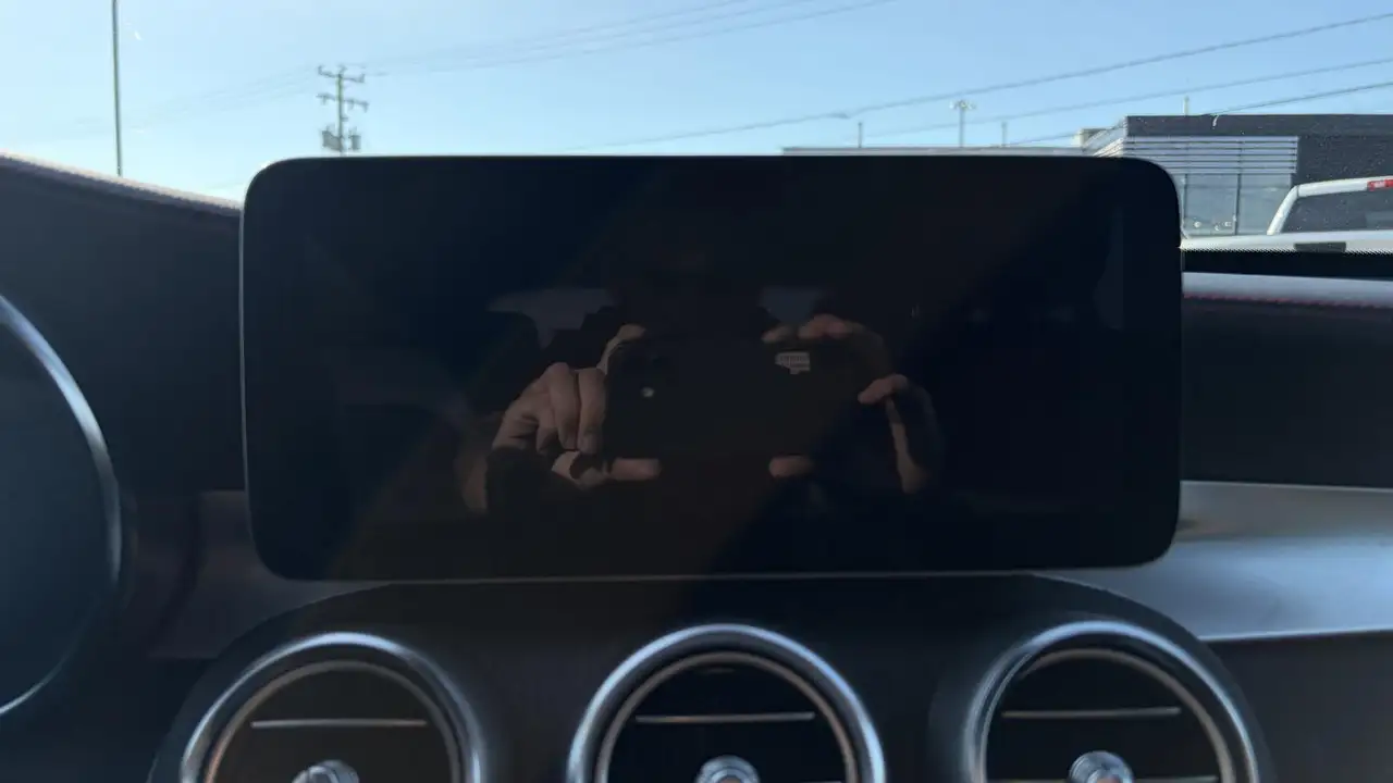 Mercedes-Benz GLC снимка Mercedes-Benz GLC