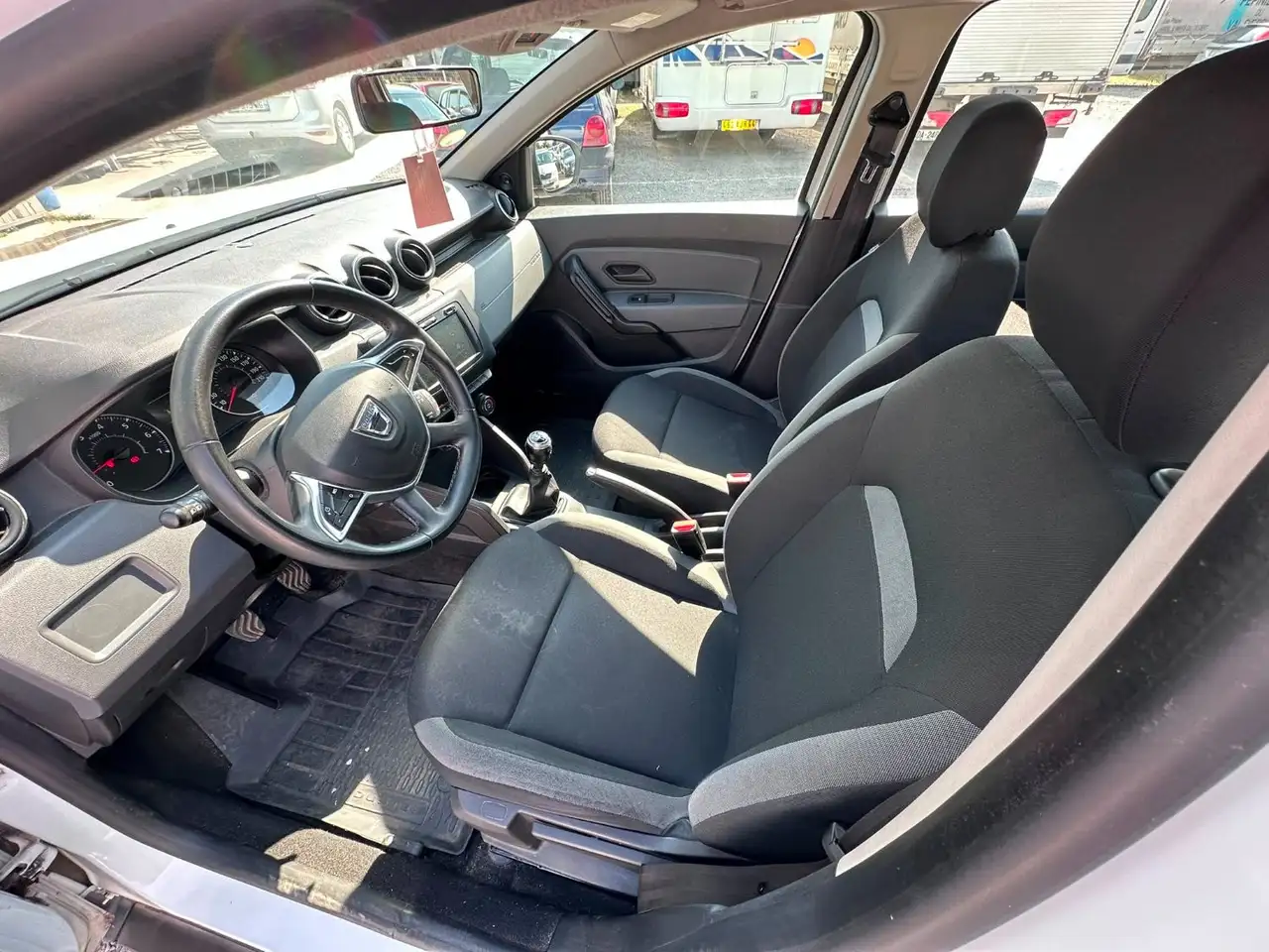 Dacia Duster — photo 3