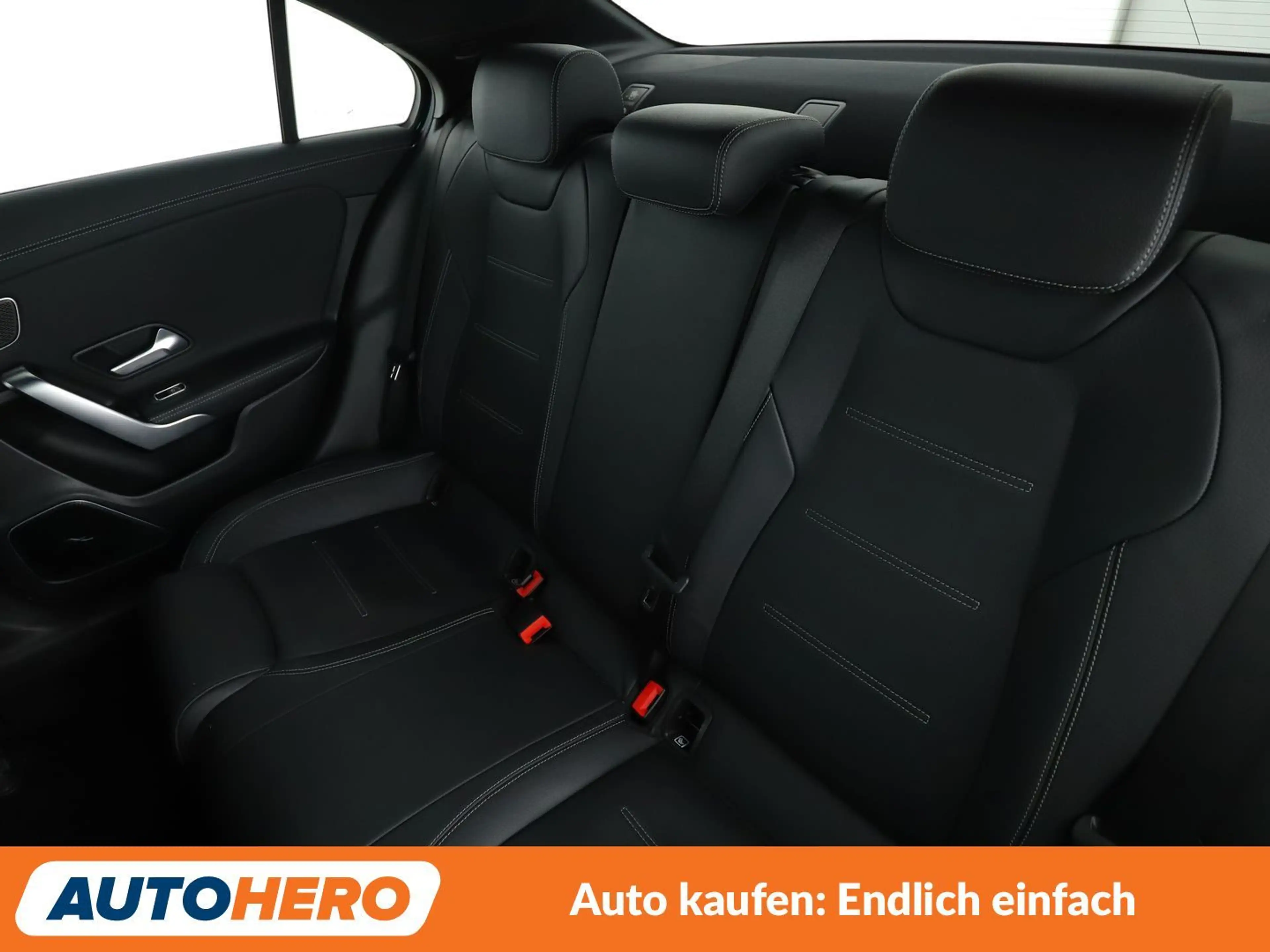 Mercedes-Benz A 35 AMG 4Matic Aut.*LED*NAVI*ACC*CAM*PDC*SHZ*KLIMA* — photo 14