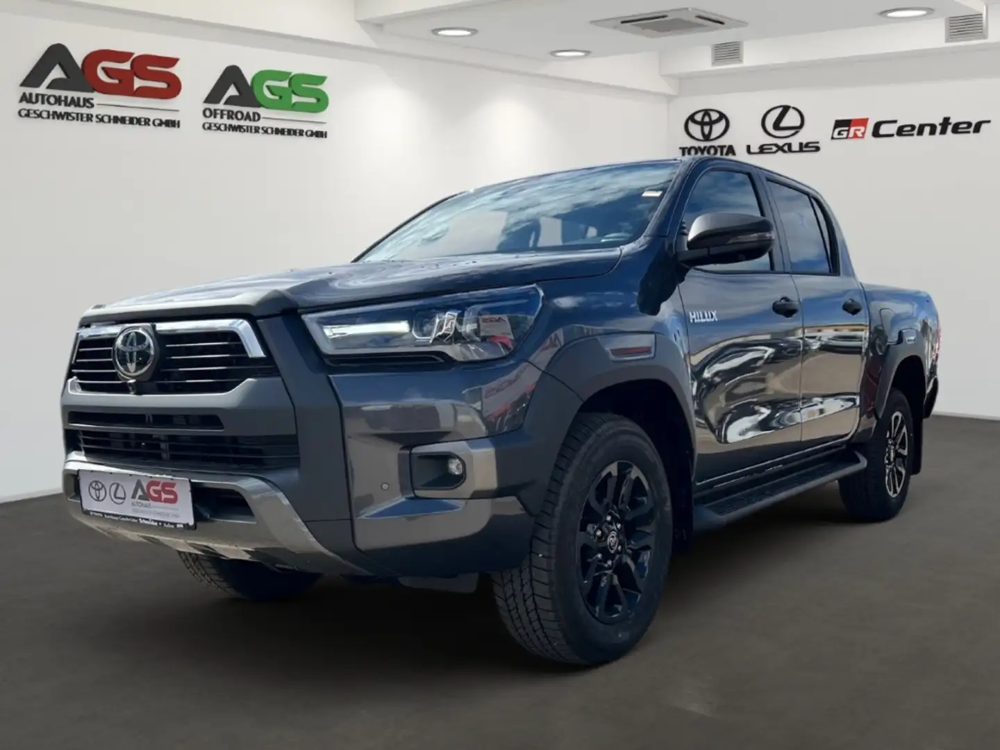 TOYOTA Hilux
