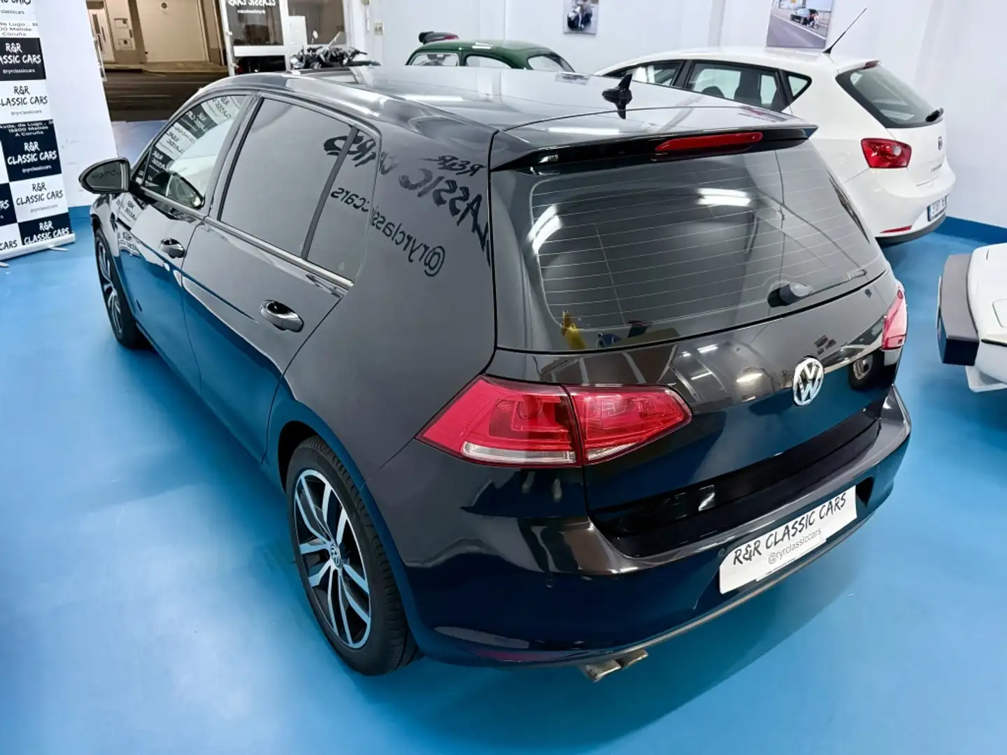 Volkswagen Golf 2.0TDI CR BMT Advance DSG 150 Schwarz - 2