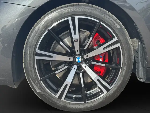 BMW M view 11