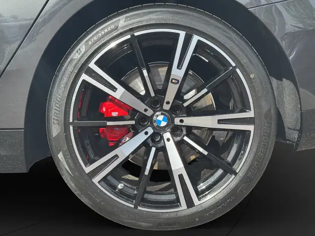 BMW M view 10