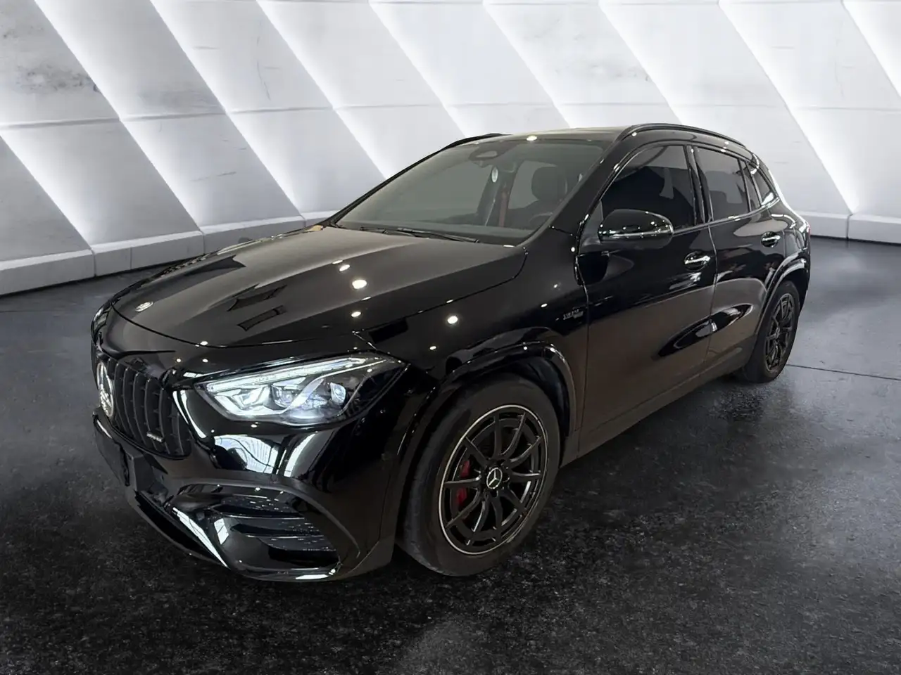 Mercedes-Benz GLA 35 AMG