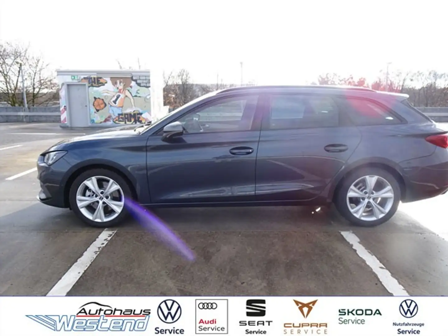 SEAT Leon ST FR 2.0l TDI 110kW DSG Navi LED Klima Navi Grau - 2
