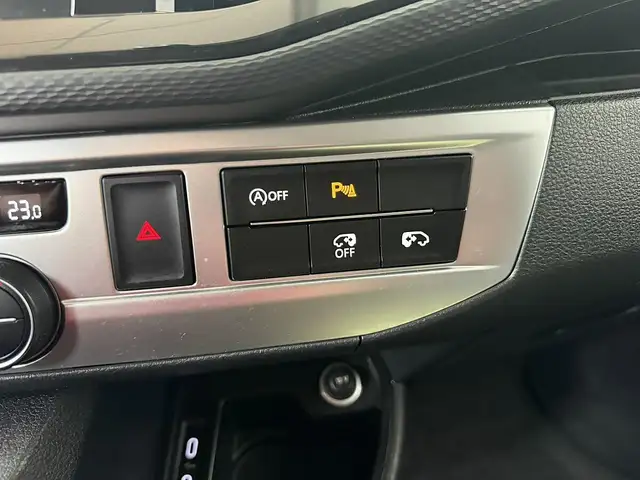 Volkswagen Multivan view 14