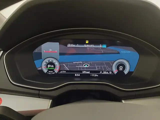 Audi Q5 view 14