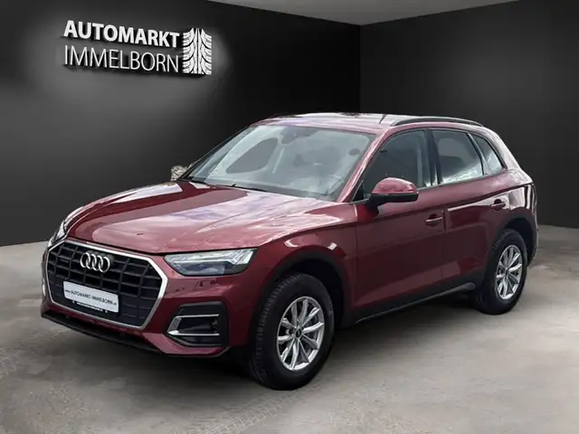 Audi Q5 view 4