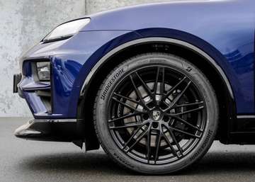 Macan Turbo Electric 95kWh  auch andere kurzfristi