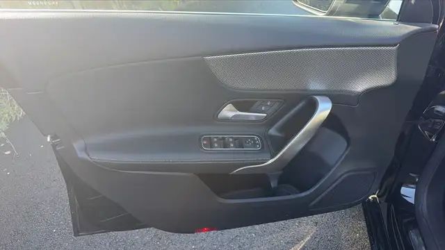 Mercedes-Benz A-Class view 7