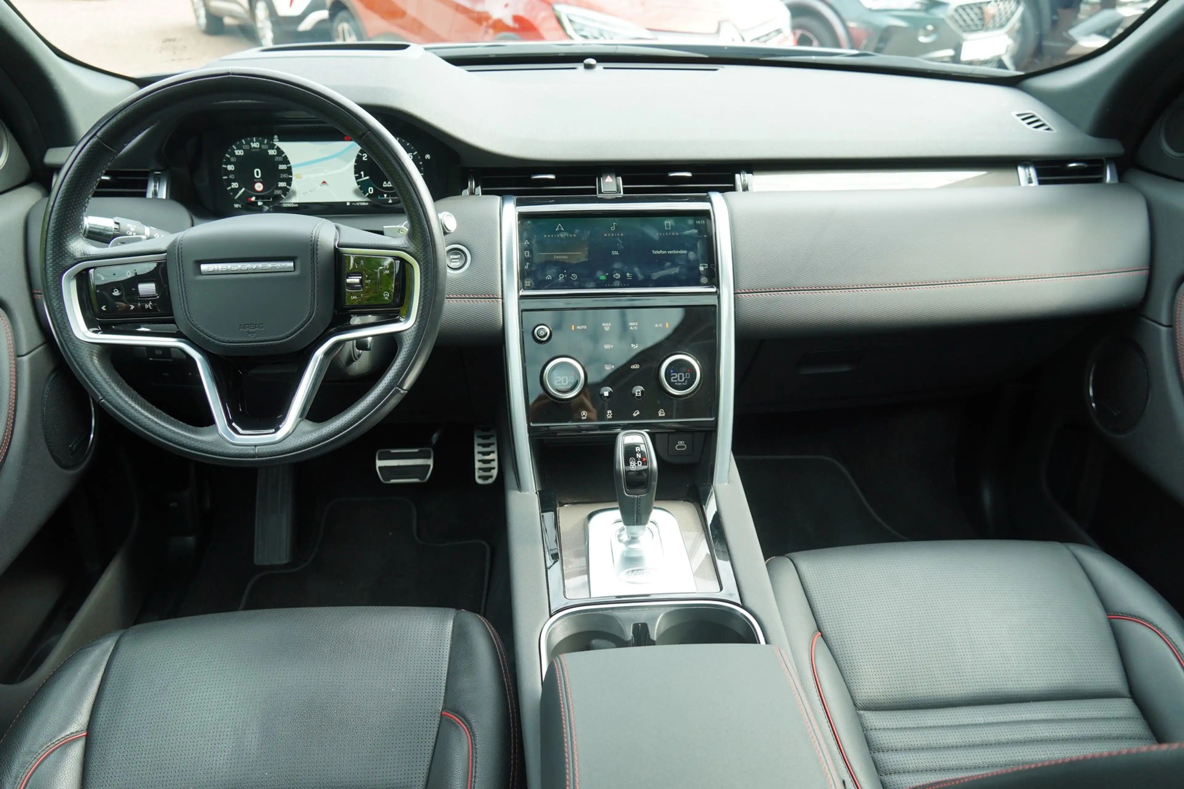Land Rover Discovery Sport 2.0 R-Dynamic 4x4 LED AHK 360° — photo 8