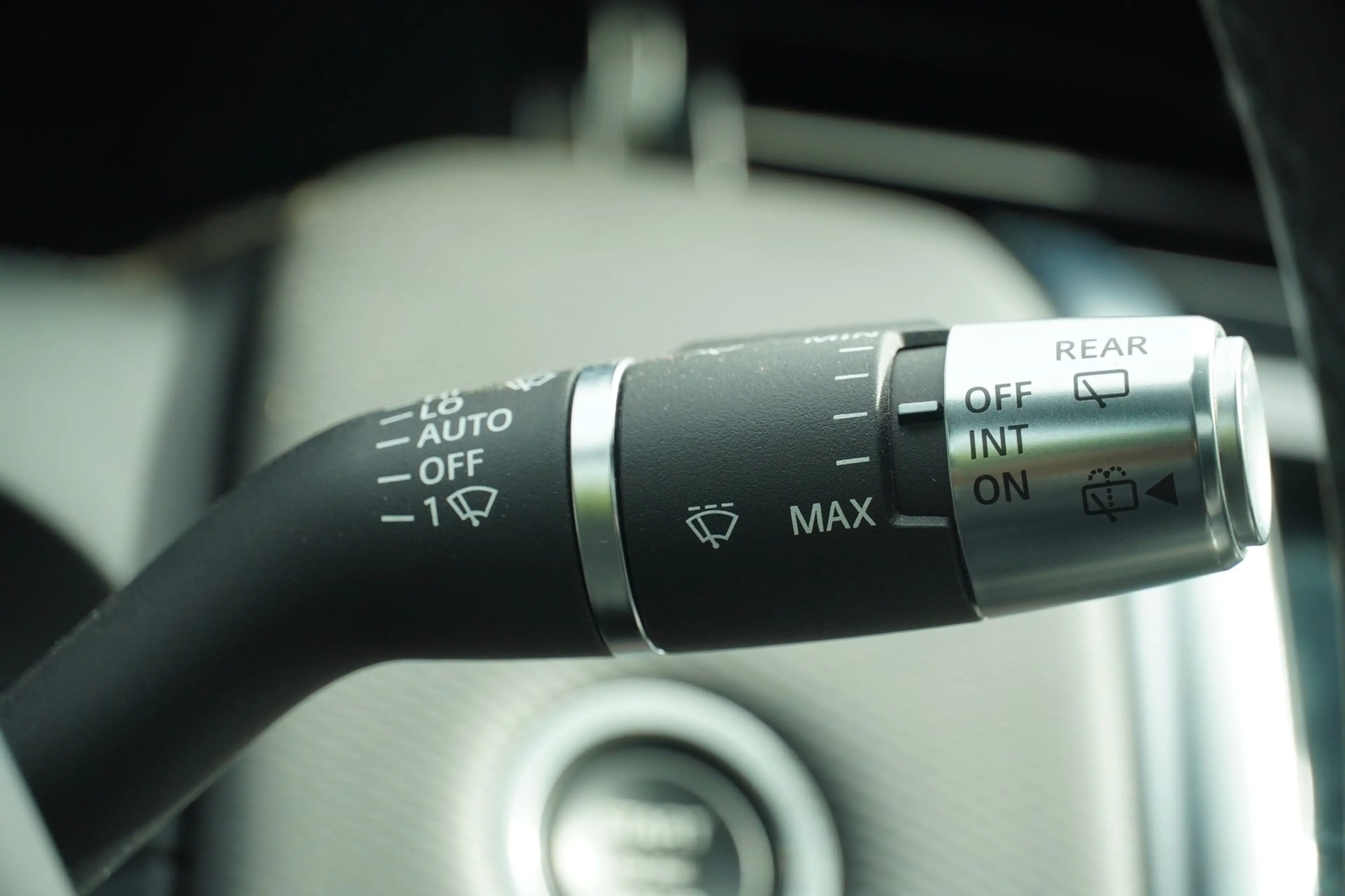 Land Rover Discovery Sport 2.0 R-Dynamic 4x4 LED AHK 360° — photo 14