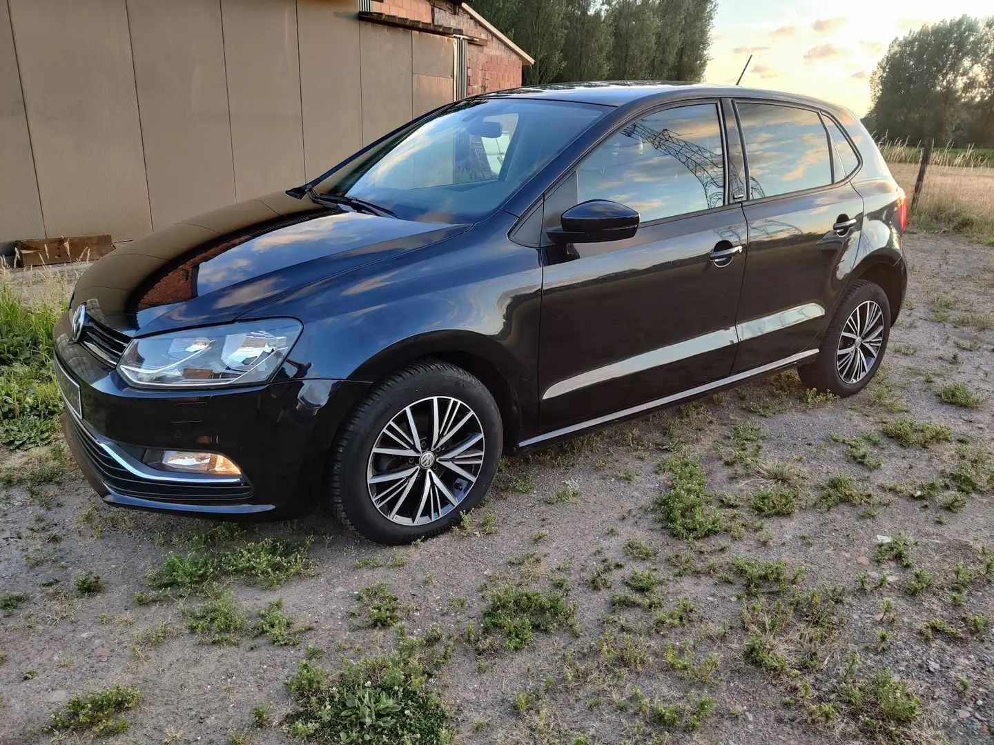 Volkswagen Polo Polo 1.0 Comfortline Zwart - 1