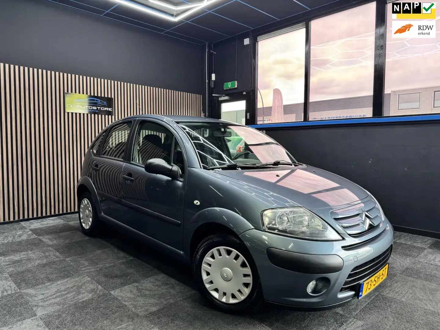 Citroen C3 1.4i Ligne Prestige Org 91000km!!! Airco In perfec Grijs - 1