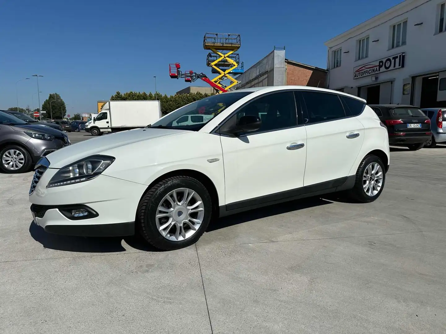 Lancia Delta 1.6 MJT DPF Selectronic Platinum Bianco - 1