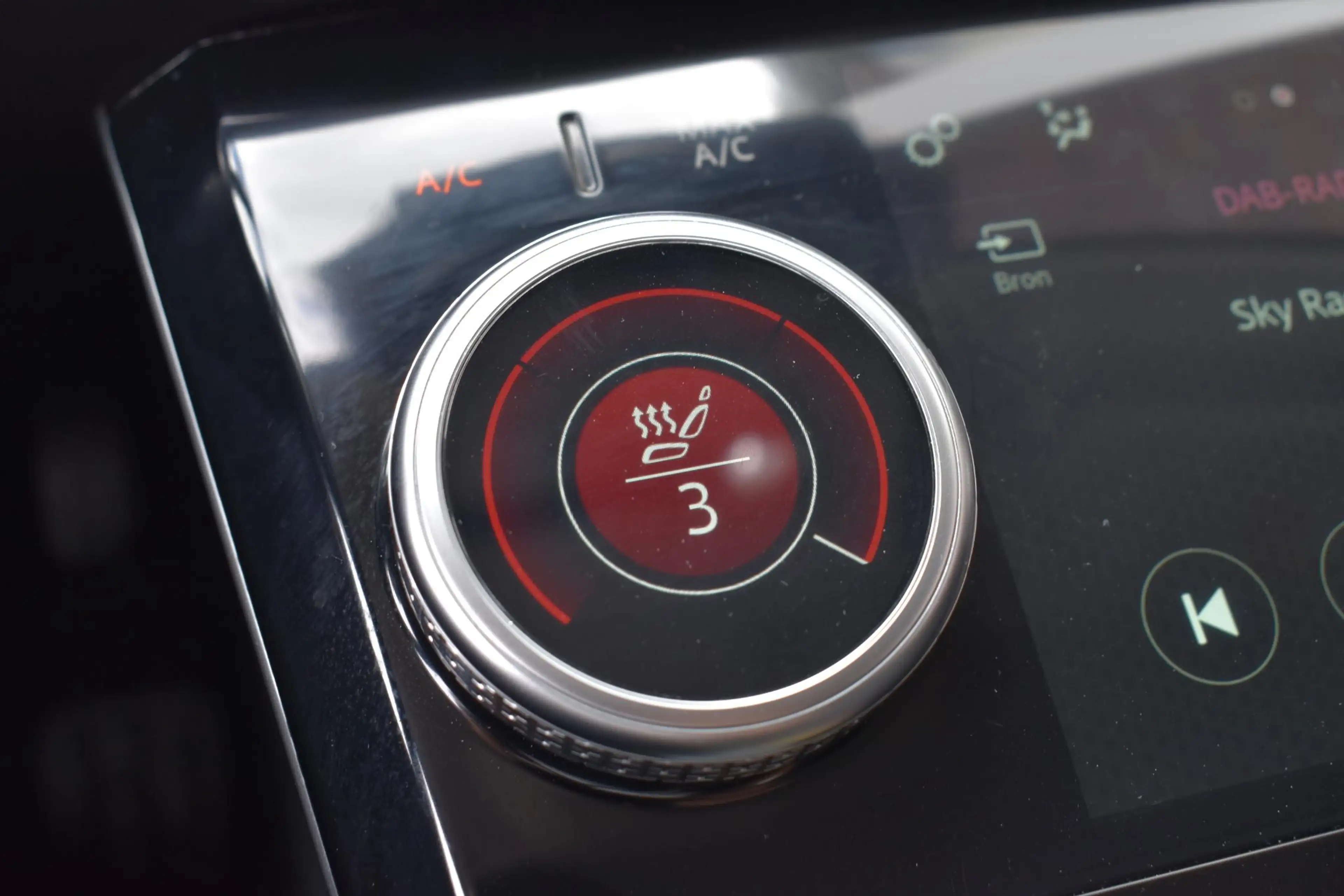Jaguar I-Pace EV400 90KWH ECC LEDER NAVI CRUISE — photo 30