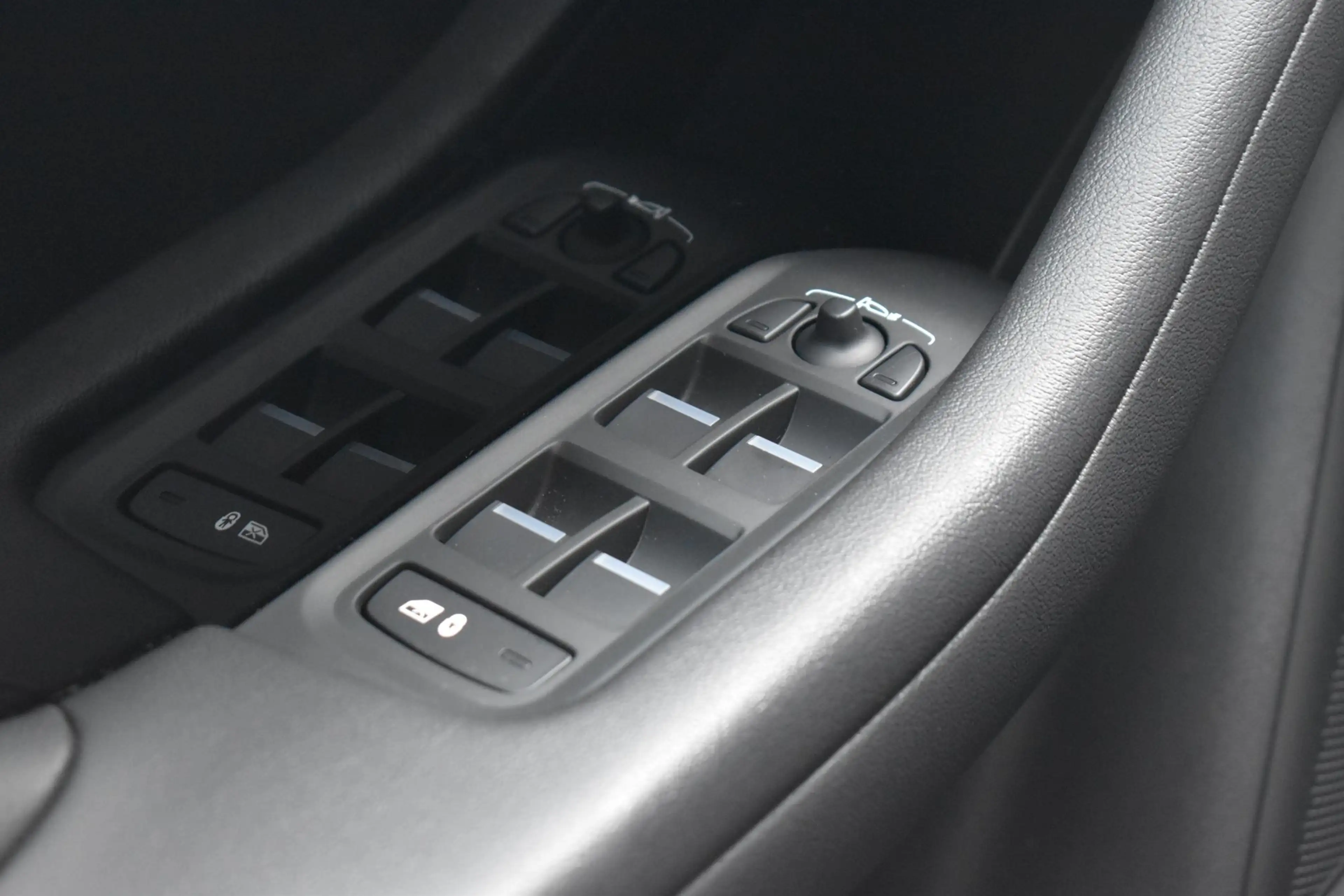Jaguar I-Pace EV400 90KWH ECC LEDER NAVI CRUISE — photo 28