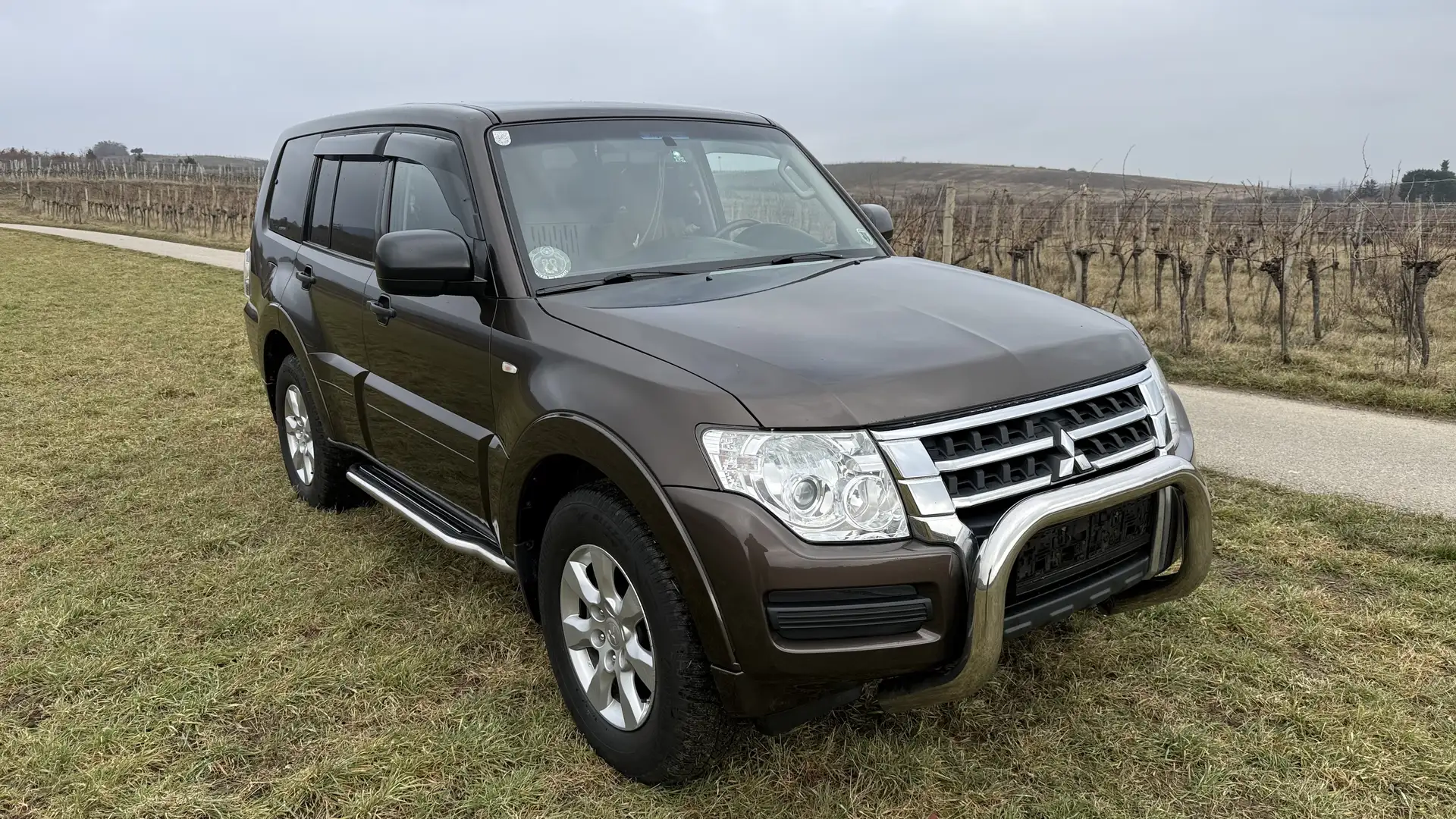 Mitsubishi Pajero Wagon Austria Edition 3,2 DI-D TD Aut. - 2