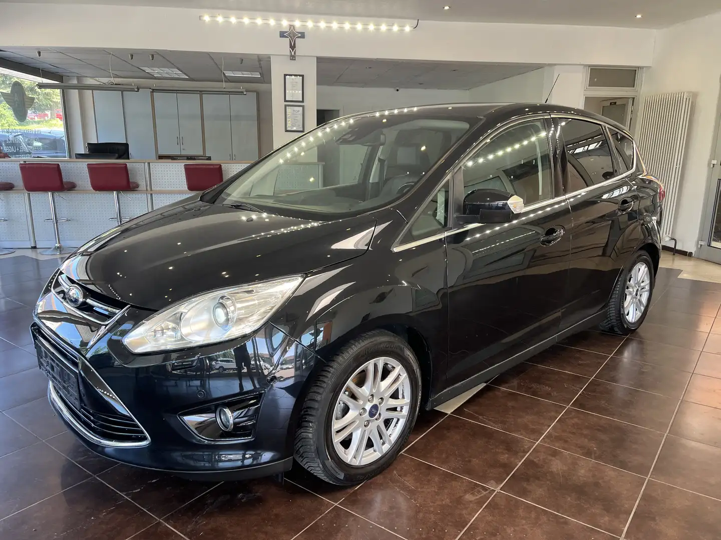 Ford C-Max Titanium*SHZ*Navi*Panoramadach*EHK*RFK* Schwarz - 1