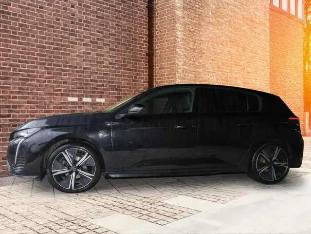 Peugeot 308 view 3