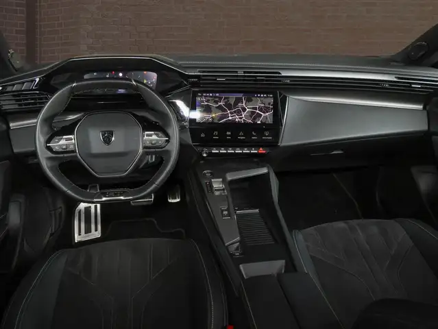 Peugeot 308 view 11