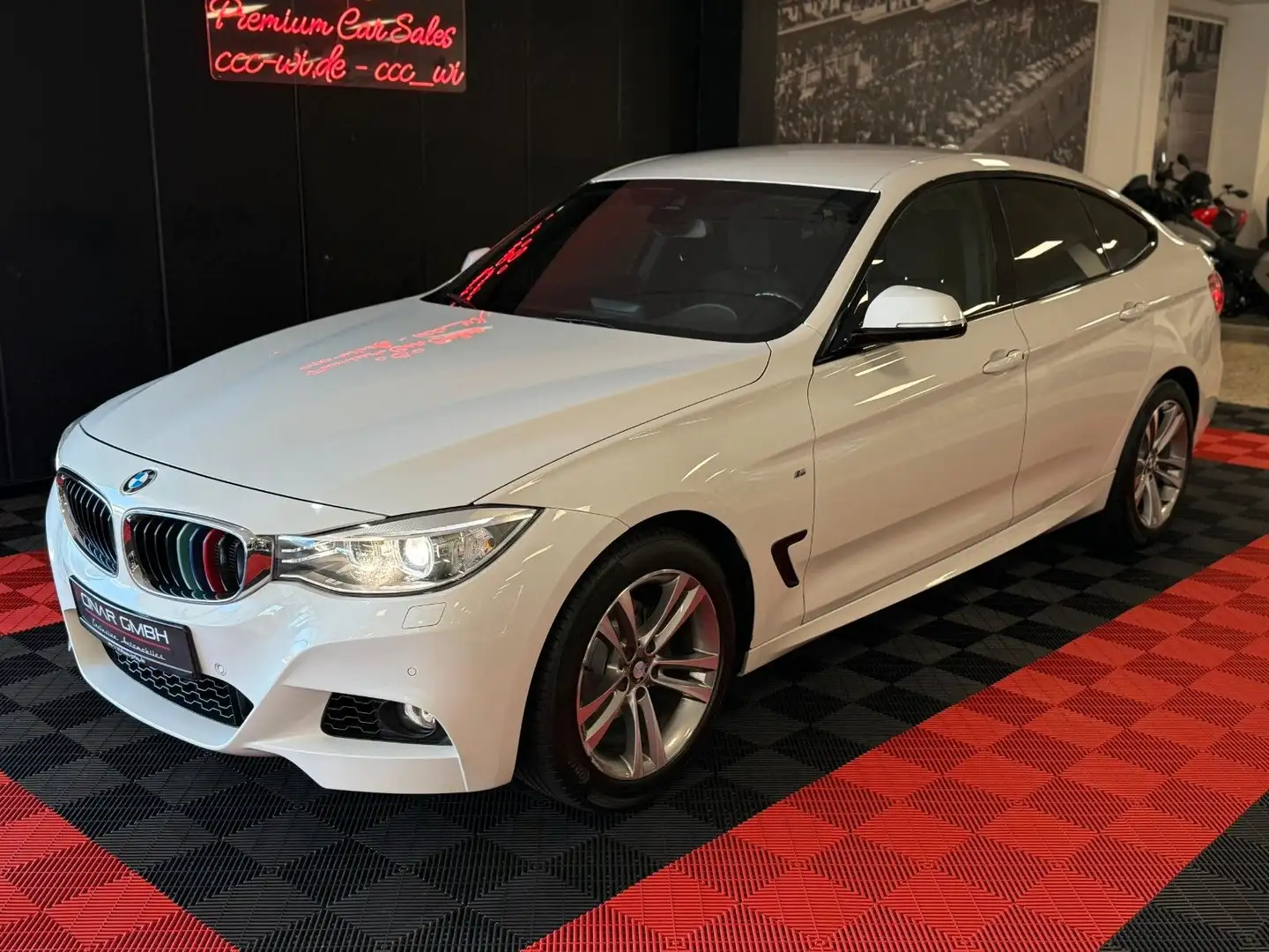 BMW 320 320 d Gran Turismo xDrive *M-SPORT* (NAVI/XENON/ Blanc - 1