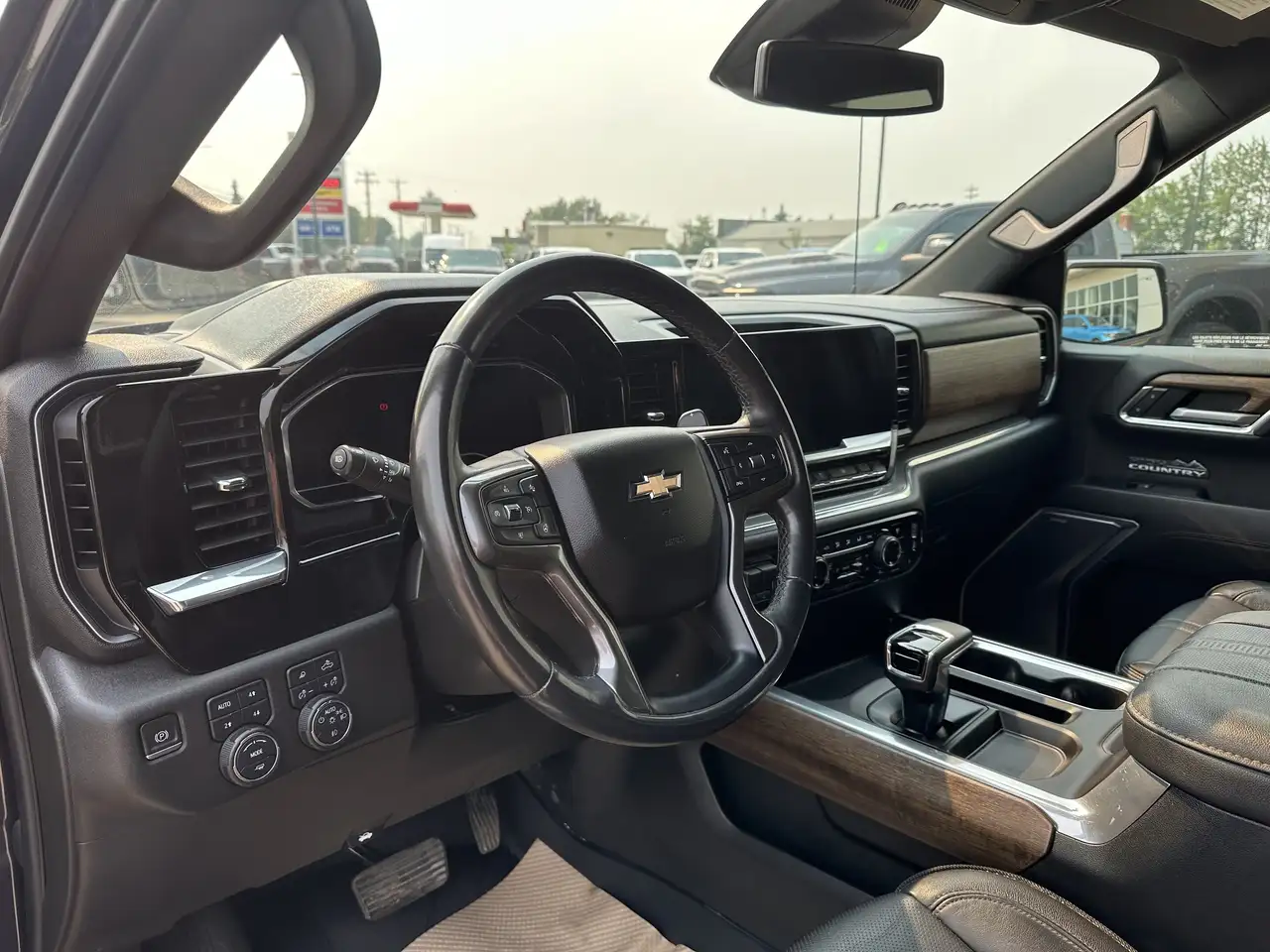 Chevrolet Silverado 1500 снимка Chevrolet Silverado 1500