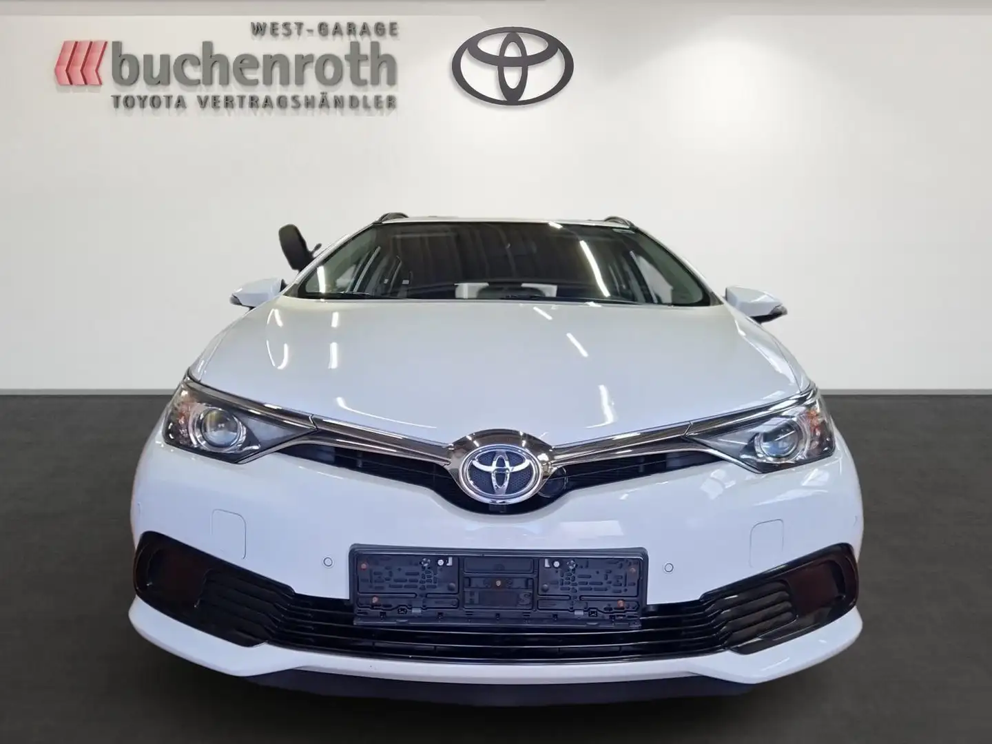Toyota Auris Cool +Allwetterräder+AHK Wit - 2