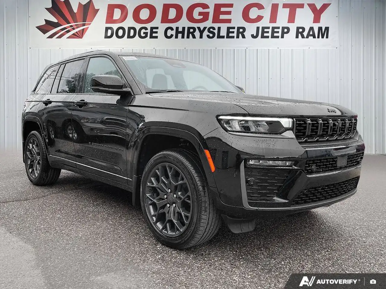 Jeep Grand Cherokee photo Jeep Grand Cherokee