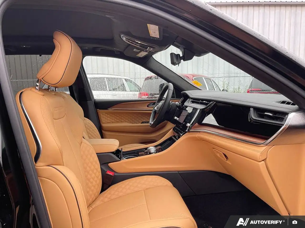 Jeep Grand Cherokee photo Jeep Grand Cherokee