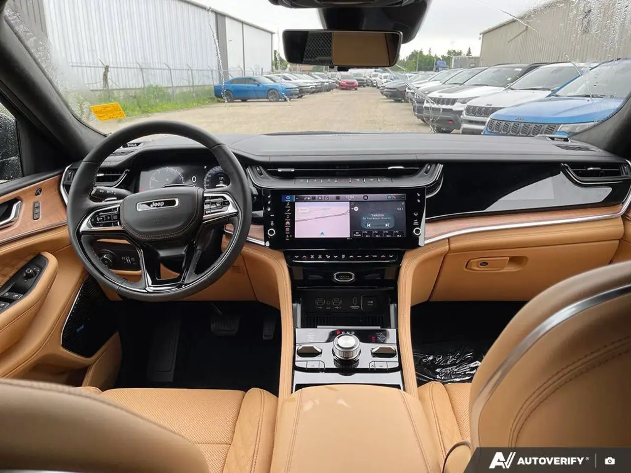 Jeep Grand Cherokee photo Jeep Grand Cherokee