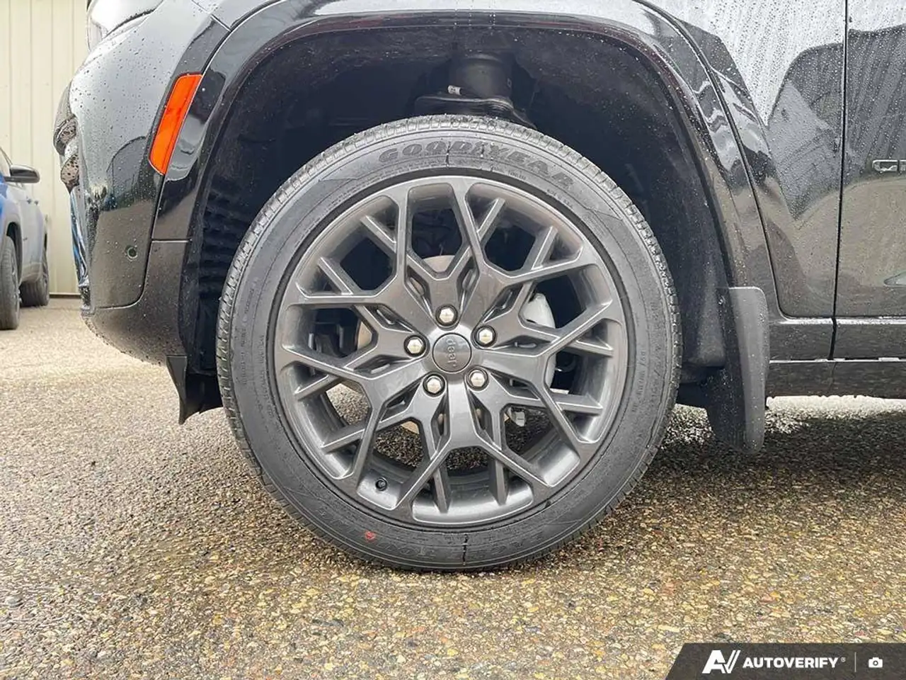 Jeep Grand Cherokee photo Jeep Grand Cherokee