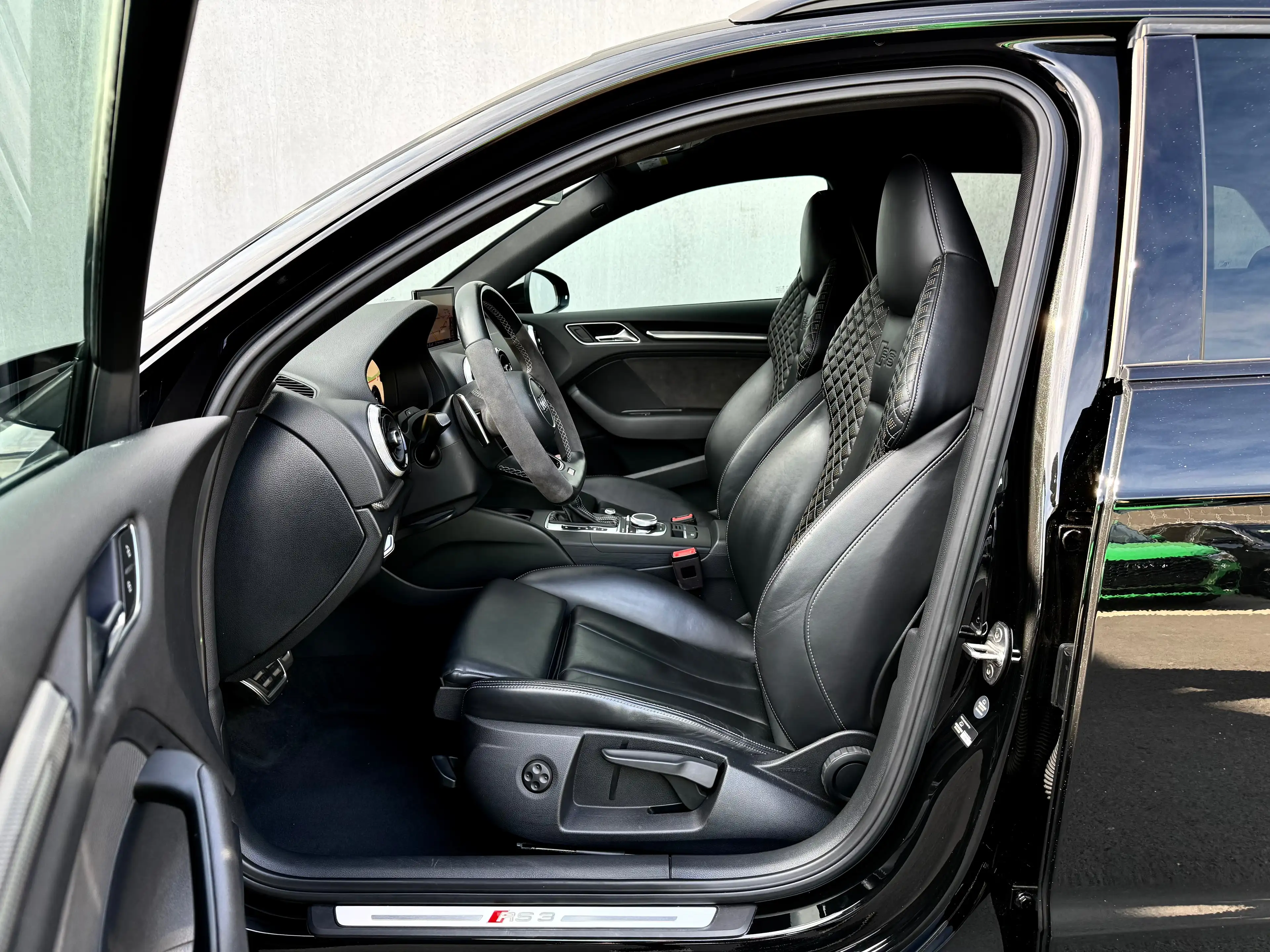Audi RS3 2.5 TFSi 400CV SHADOW LiNE QUATTRO ViRTUAL COCKPiT CUiR NAVi JA19"+ — photo 13