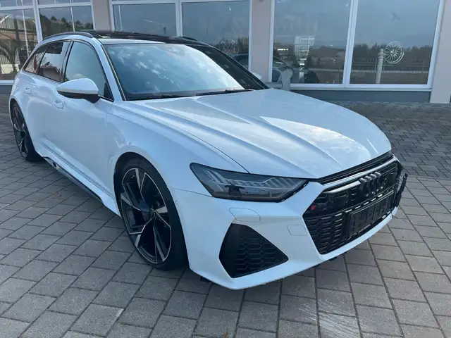 Audi RS6 4.0 TFSI tiptr. 305km/h/Keramik/AHK/B&O